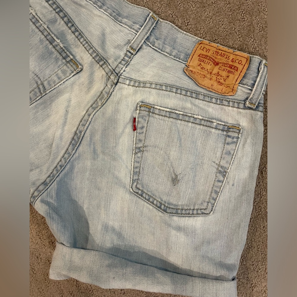 Vintage Cut-off Levi Shorts
